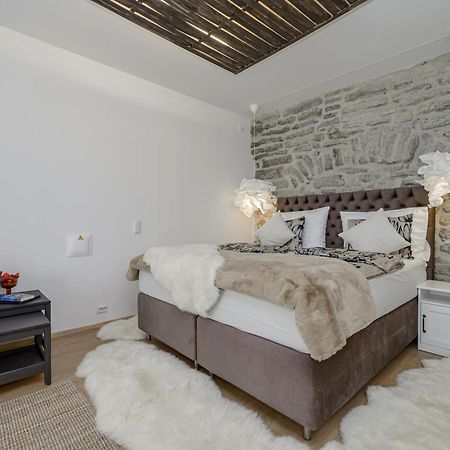 Tallinn Old Town Romantic Apartment ภายนอก รูปภาพ