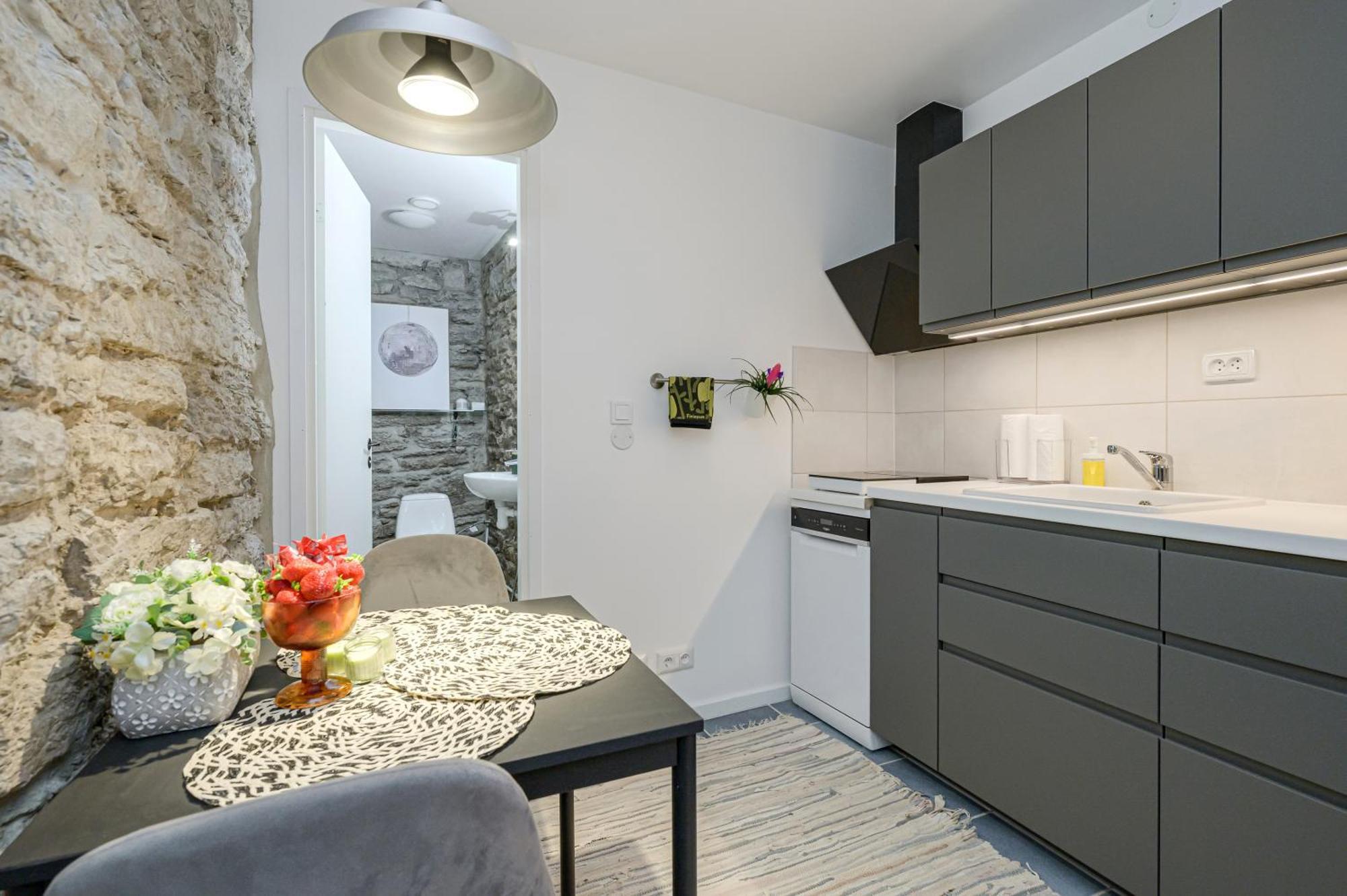 Tallinn Old Town Romantic Apartment ภายนอก รูปภาพ