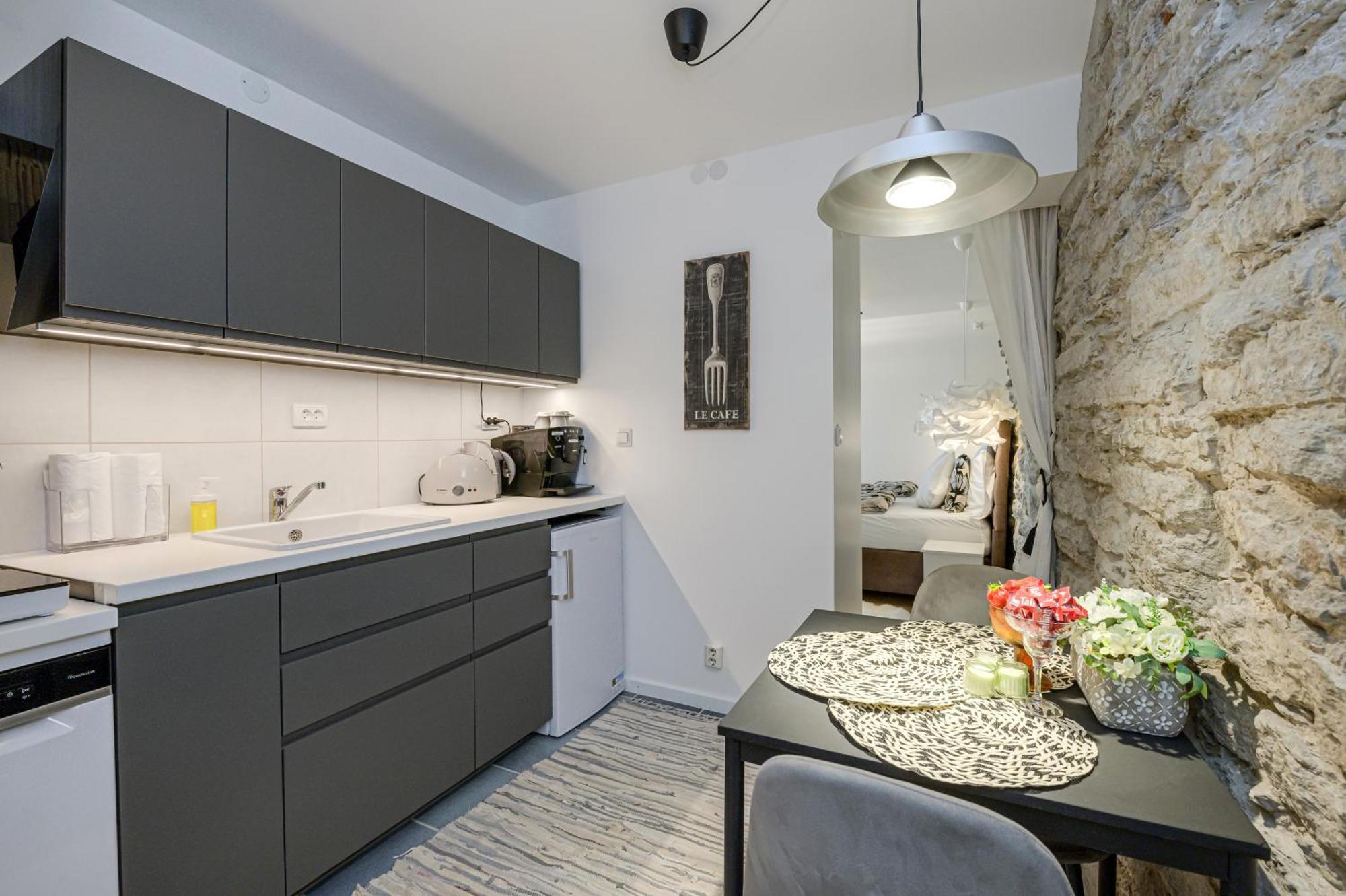 Tallinn Old Town Romantic Apartment ภายนอก รูปภาพ