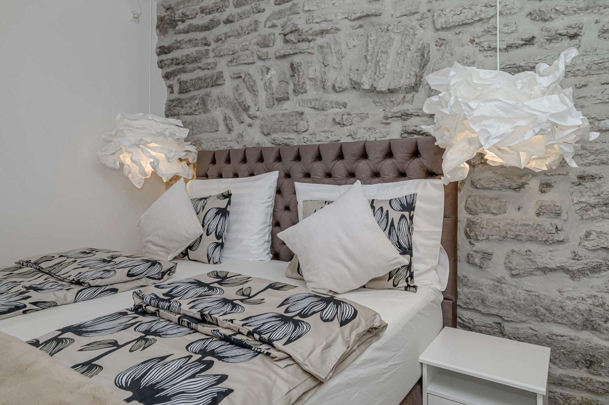 Tallinn Old Town Romantic Apartment ภายนอก รูปภาพ