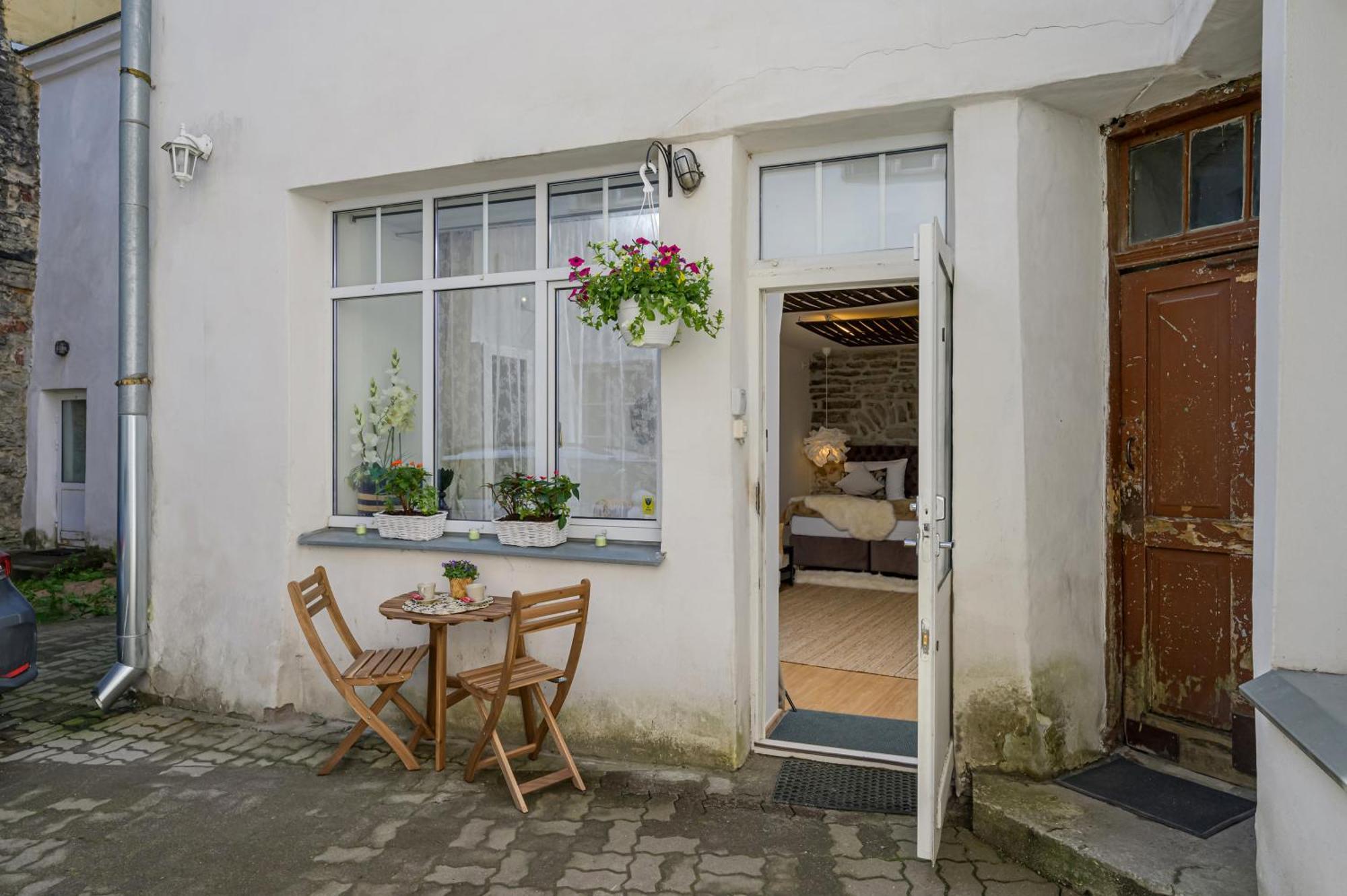Tallinn Old Town Romantic Apartment ภายนอก รูปภาพ