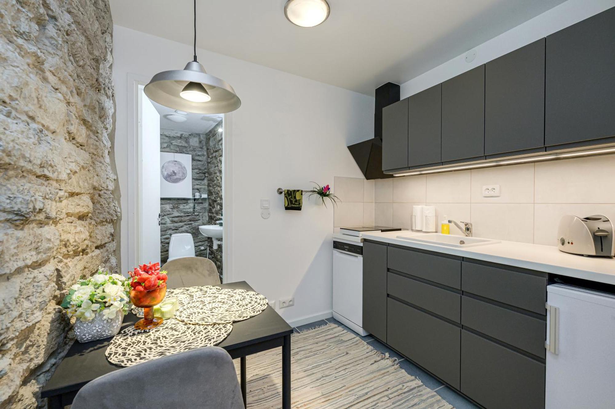 Tallinn Old Town Romantic Apartment ภายนอก รูปภาพ